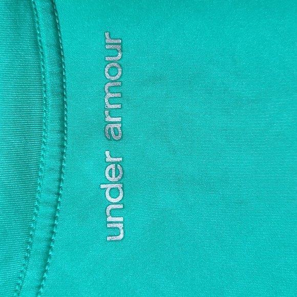 Under Armour Long Sleeve - Picture 3 of 5